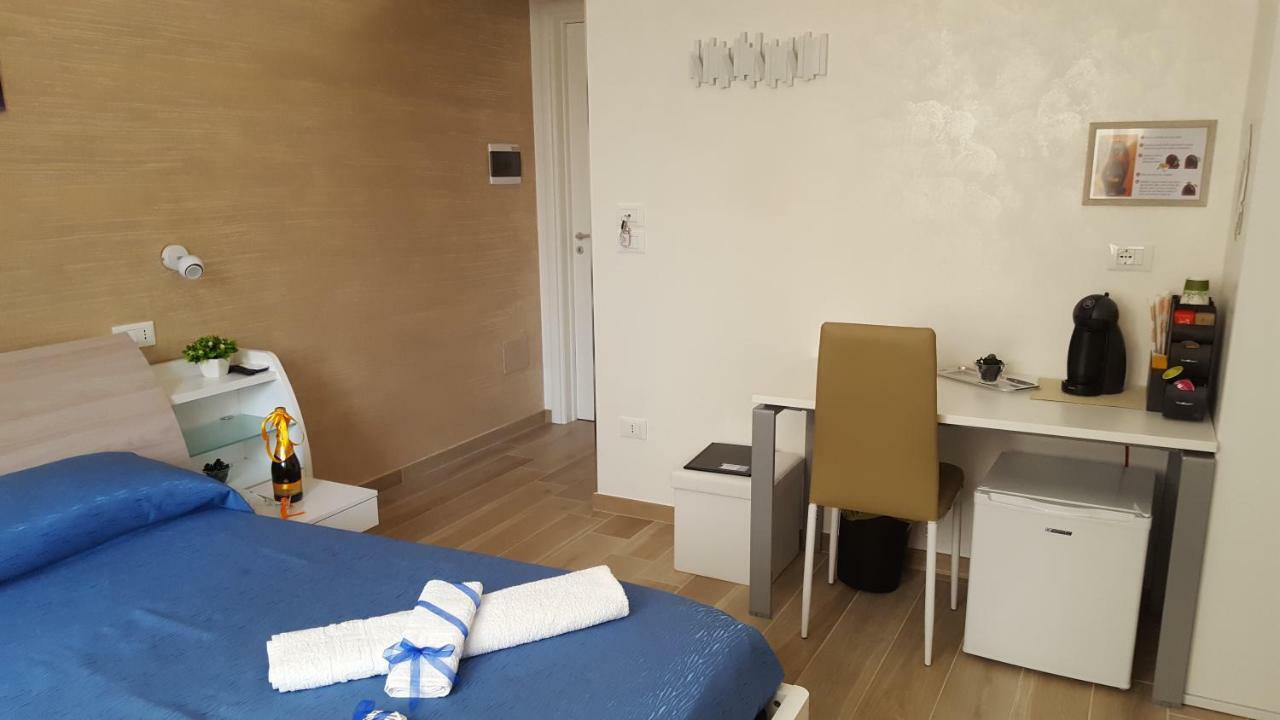 Martina'S House Hotel Porto Cesareo Ngoại thất bức ảnh